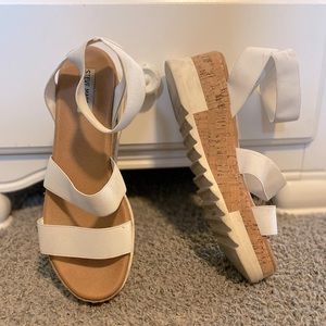 Steve Madden Platform Stretchy Sandals